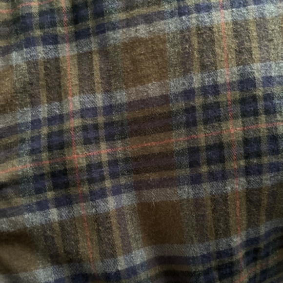Large Apt. 9 Standard Fit Flannel Button Up - Picture 4 of 4
